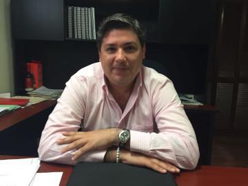 Urgen camiones de redilas en limpieza pública 