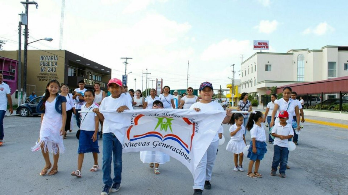 Realizan "Marcha Por La Paz"
