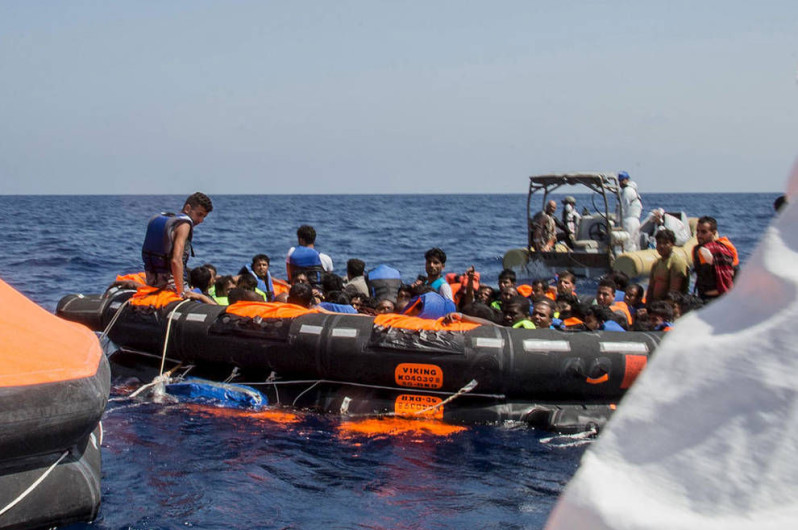 Rescatan a más de 3 mil inmigrantes en el Canal de Sicilia