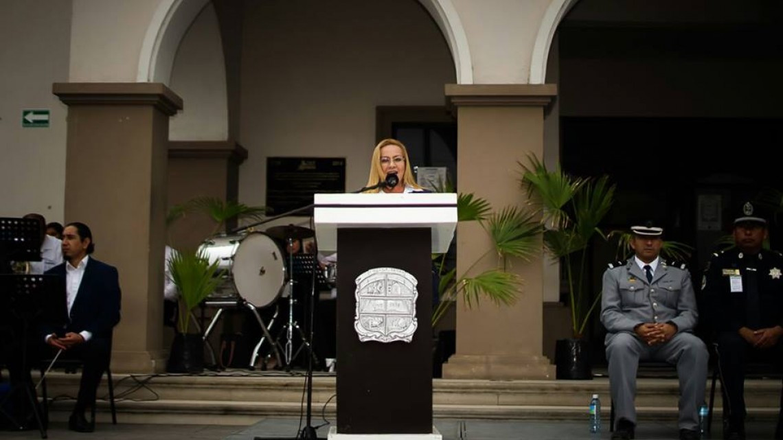 Conmemoran 101 aniversario de la constitución política