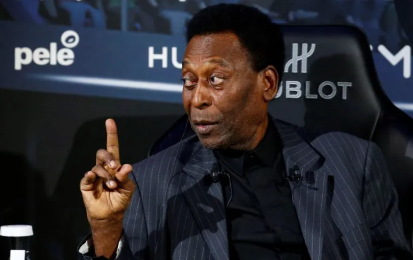 Dan de alta a Pele tras estar internado en un hospital de Sao Paulo