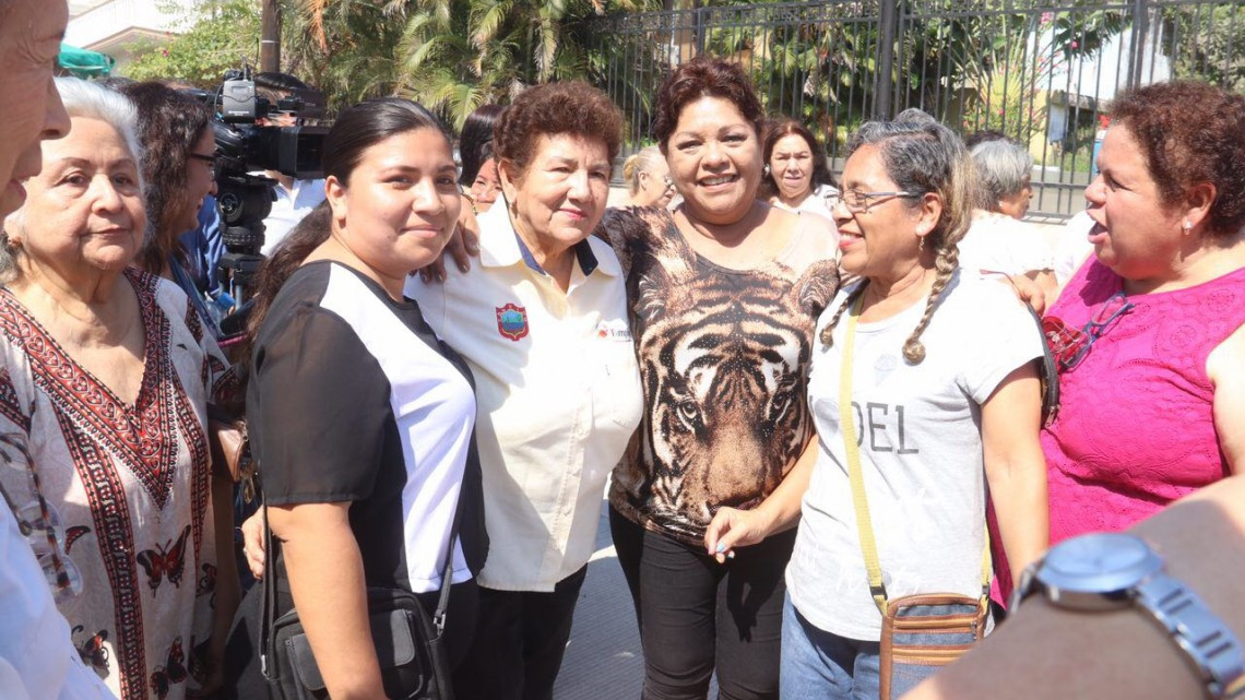 Servimos todos los días con gran amor a Tampico: Magda Peraza