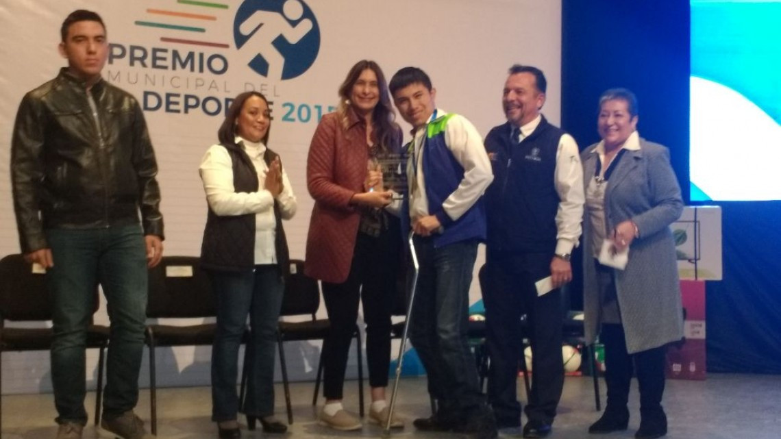 Entregan premios al deporte en Reynosa 2017