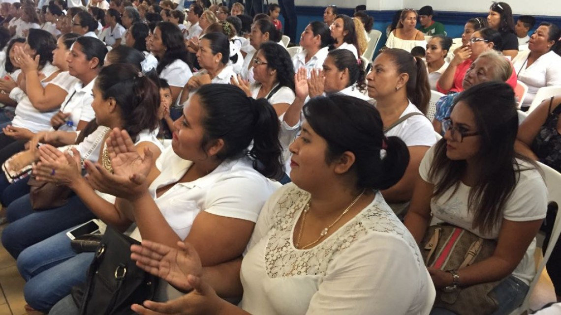 Llevan acabo el programa "Mujeres sostenibles"