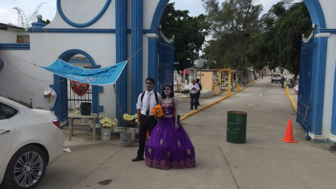La "catrina" en cementerios del sur de Tamaulipas