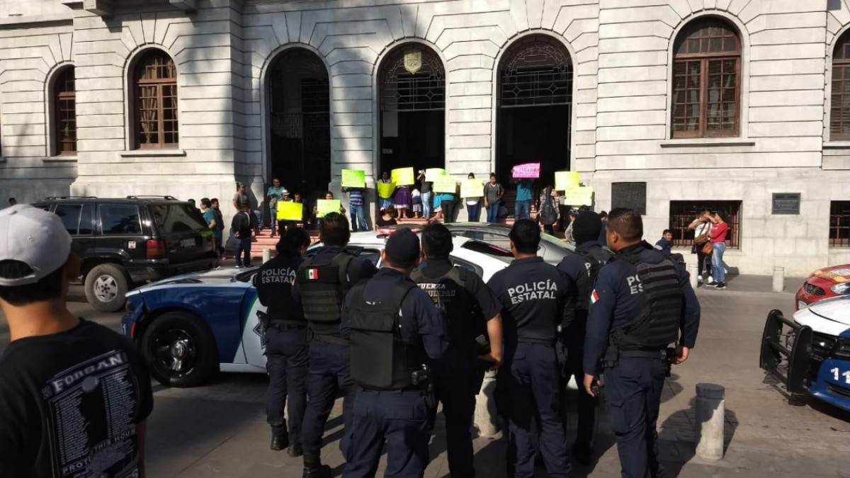Ambulantes exigen a Chucho Nader los deje trabajar 