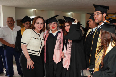 Carmen Lilia reafirma compromiso con la educación; anuncia resultados de beca “Juntos por la Titulación Profesional”