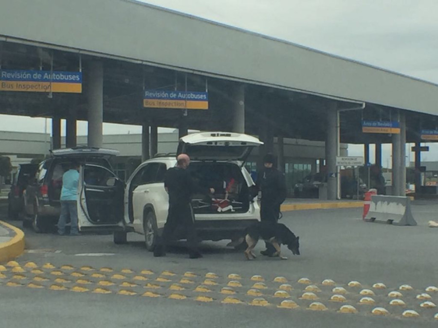 Piden parar abusos de aduana a paisanos 