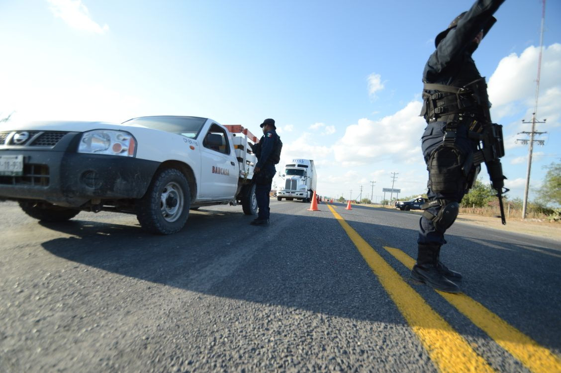 Realizan autoridades Campaña de Concientización a no usar polarizados