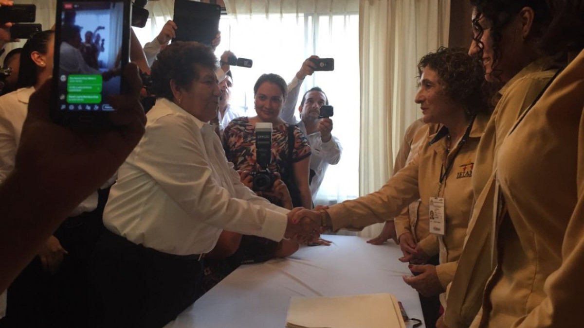 Peraza Guerra se registra como candidata del PRI