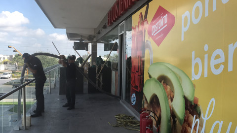 Mínimos daños deja corto circuito en Plaza H100