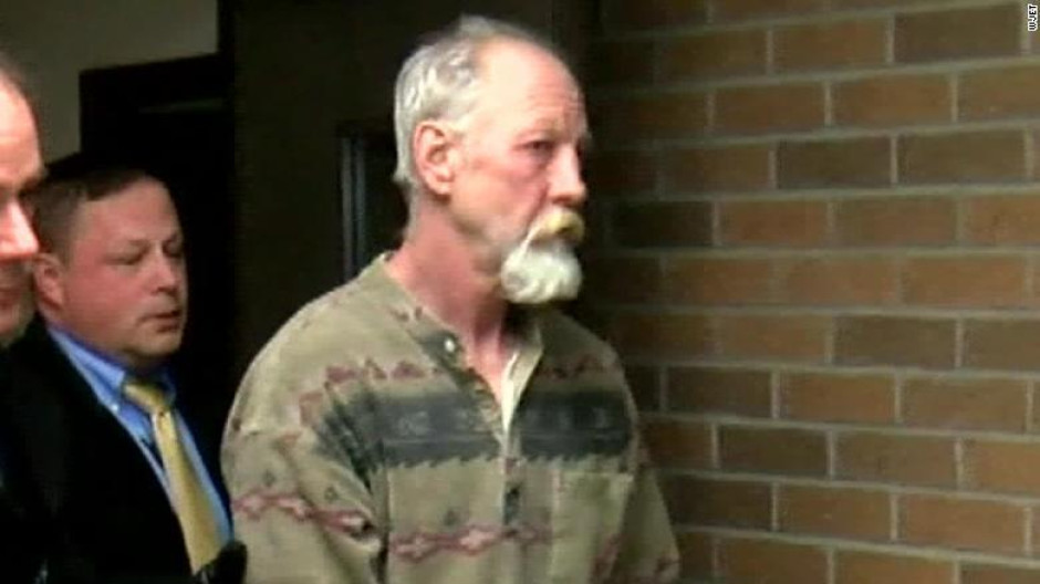 Hombre acepta culpabilidad en doble homicidio