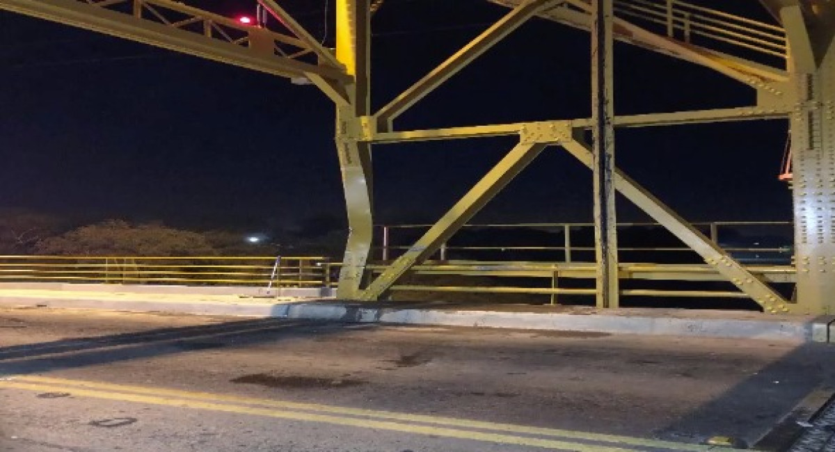 Reabren el paso del Puente de Río Hondo