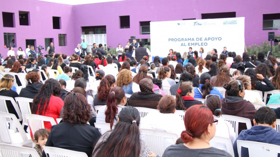 Entregan Unidos por Reynosa, constancias de cursos de capacitación