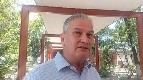 Se desvanece estudiante por altas temperaturas