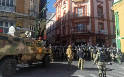 Detienen a General que encabezó intento de golpe de estado en Bolivia