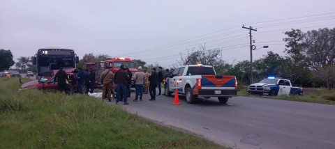 Mueren 4 personas en accidente carretero