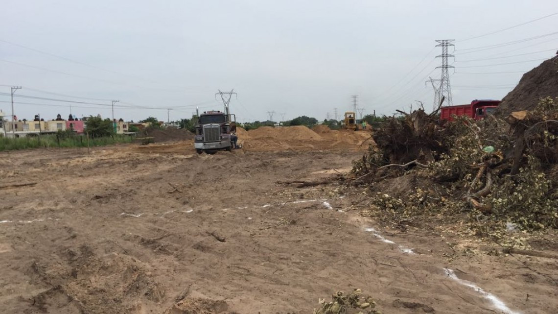 Ponen en marcha construcción de importante centro comercial