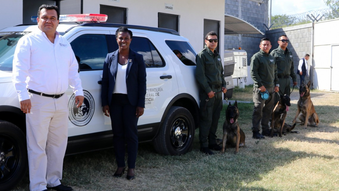 Visita cónsul de EU en Matamoros oficinas de la PGJETam