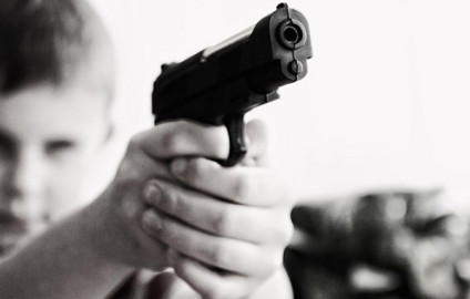 Mata a su abuela y luego se suicida