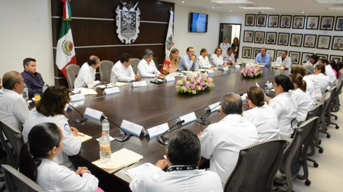 Buscan combatir enfermedades del dengue, zika y chikungunya