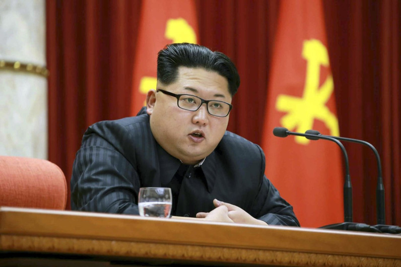 Suman 4 detenidos estadounidenses en Corea del norte