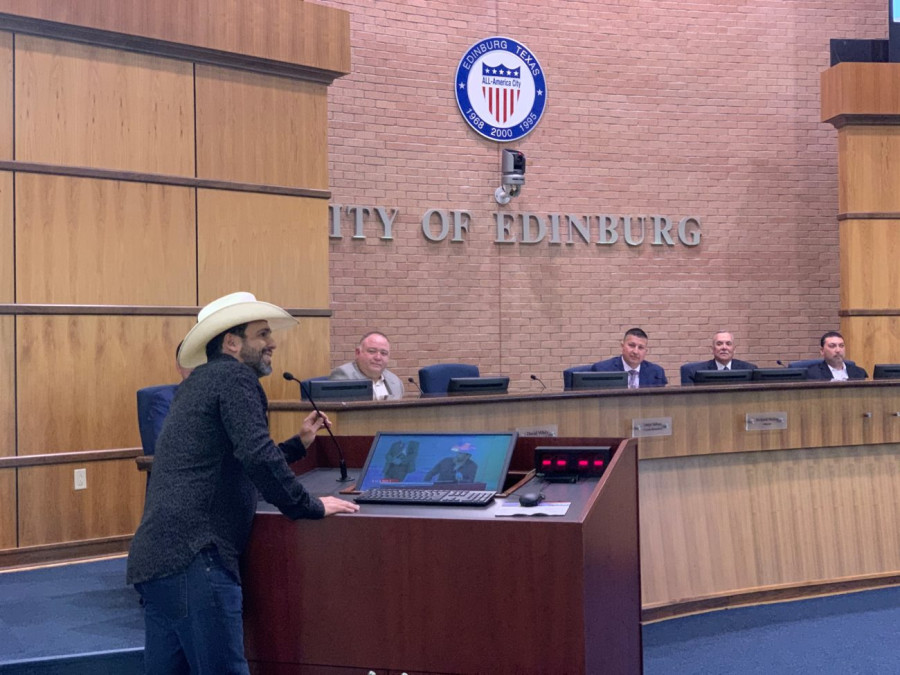 Nombra Valle de Texas el “Día de Bobby Pulido”