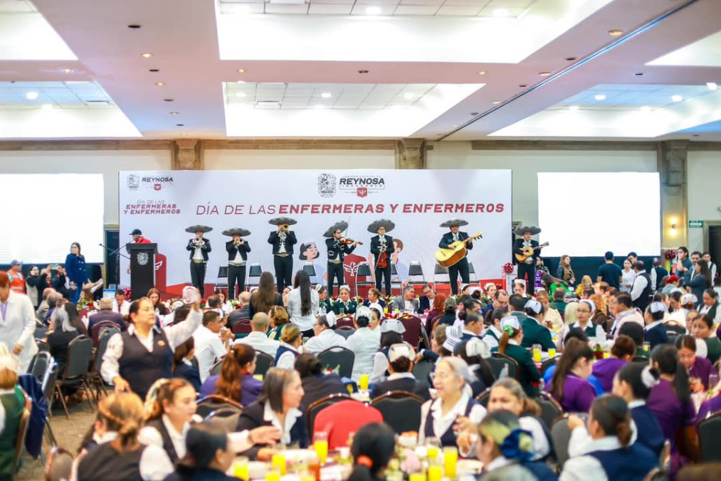 Festejó Gobierno de Carlos Peña Ortiz a más de 2,000 Enfermeros y Enfermeras de Reynosa