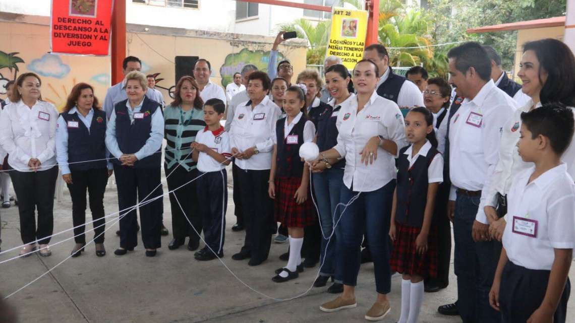 Toman protesta Ayuntamiento y DIF Tampico a Difusores Infantiles