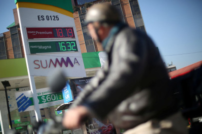 PRD y PAN ven factible periodo extraordinario para analizar 'gasolinazo'