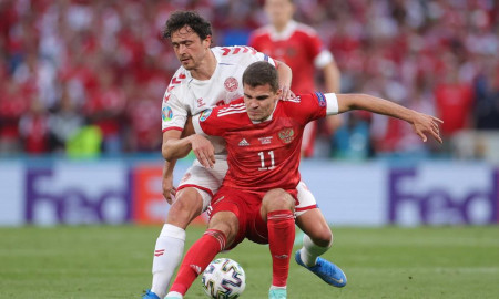 Dinamarca pasa a Octavos de Eurocopa tras golear a Rusia