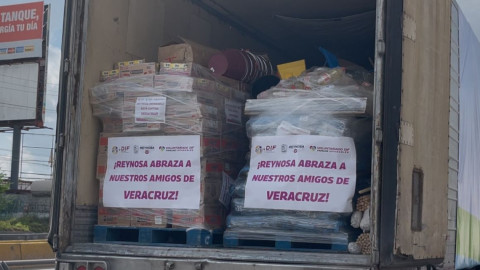 Reynosa envía nueva caravana con 27 toneladas de ayuda a Veracruz