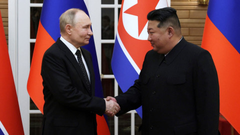Rusia y Corea del Norte firman un acuerdo de colaboración contra ataques 