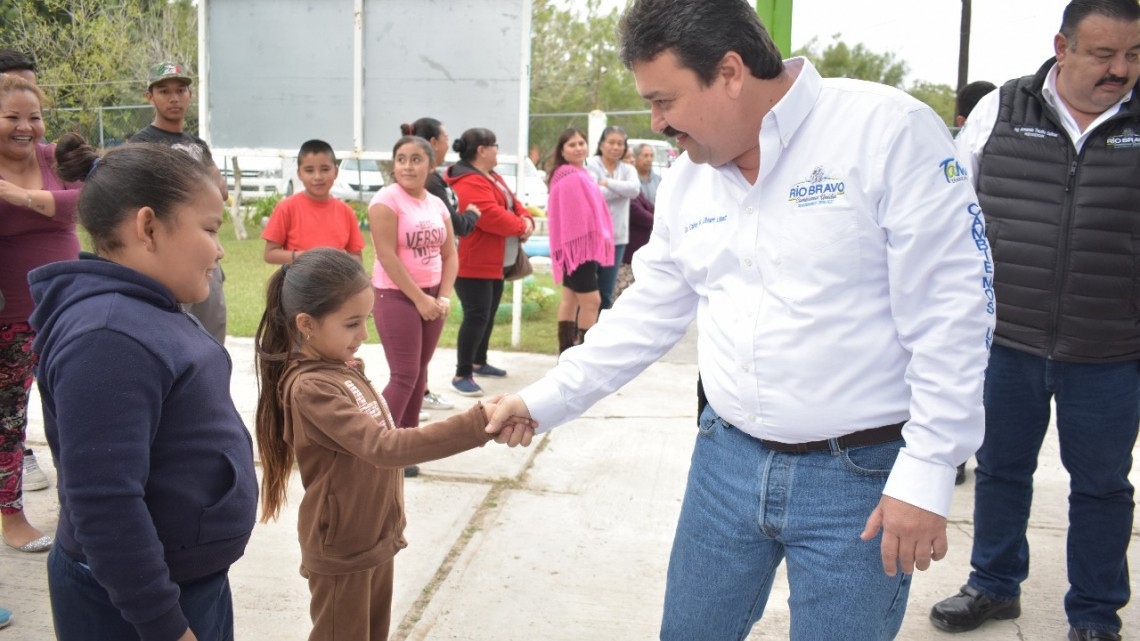 Arranca construcción de comedor escolar en La Posta
