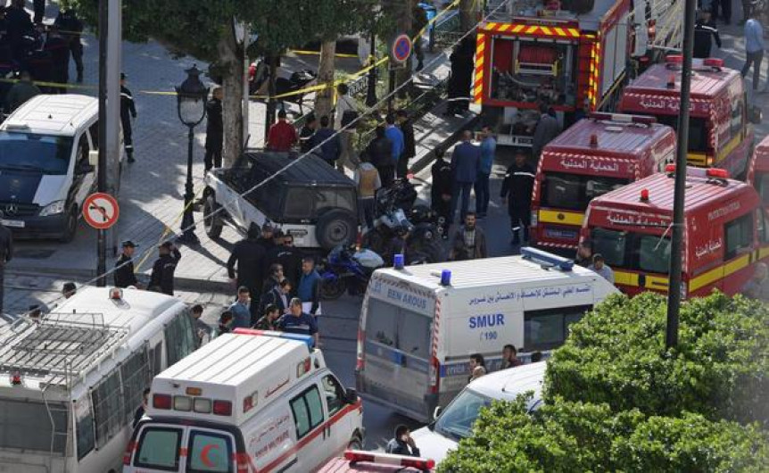Una terrorista suicida se hace estallar en el centro de Túnez
