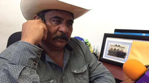 Autoridades locales en coordinación con PEMEX buscan posibles brotes de petróleo