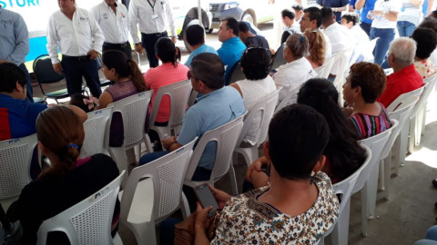 Médicos se certifican para ampliar el programa de vasectomía sin bisturí