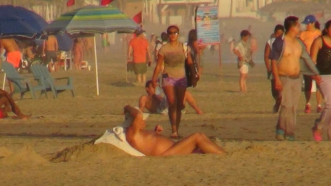 Zipolite es sede del Encuentro Nudista Latinoamericano 2017