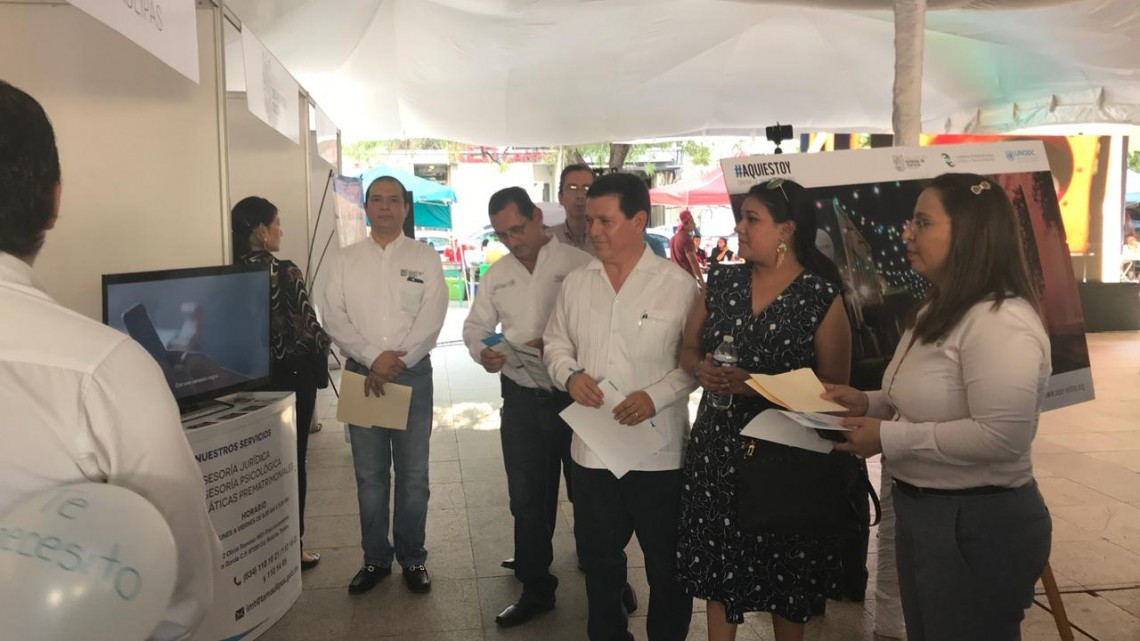 Participan instituciones en Feria de Conmemoración del Día Mundial contra la Trata de Personas