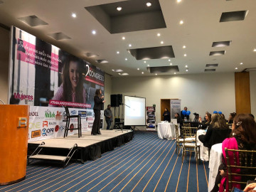 Realizan congreso de mujeres empresarias
