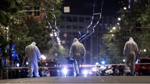 Explota bomba frente a banco en Atenas