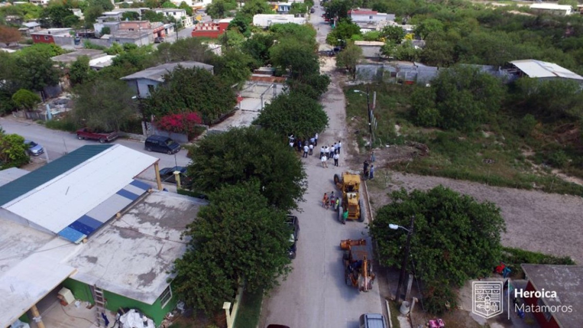 Trabajos de pavimentación masiva en Villa del Parque inician