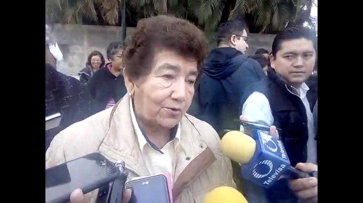 Continúa autoridad entregando obras de pavimentación