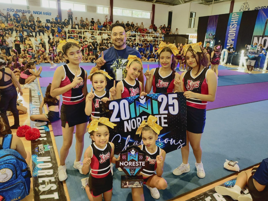 Brilla equipo de Gimnasia de Reynosa en Championship Cheer