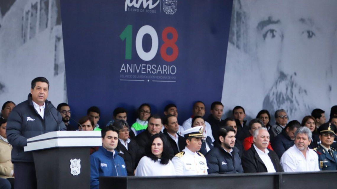 En Victoria se desarrolla el desfile del 20 de noviembre sin novedad