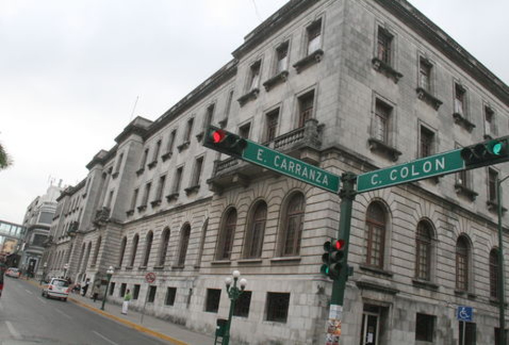 Continúan ex regidores sin pagar prestamos al ayuntamiento 