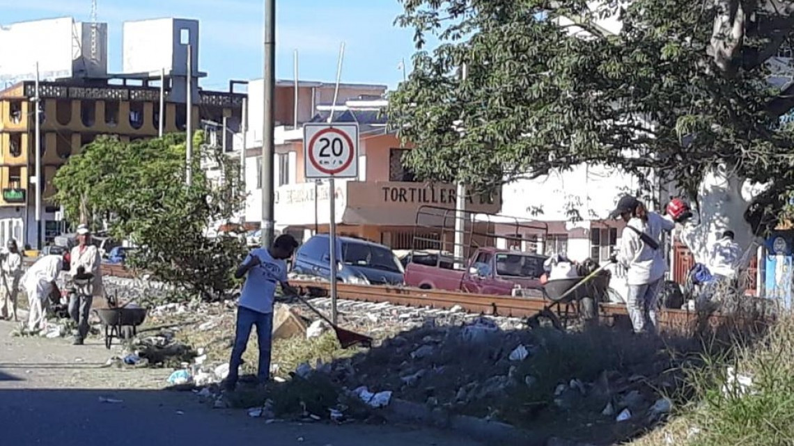 Rehabilitan parques y áreas verdes en Madero