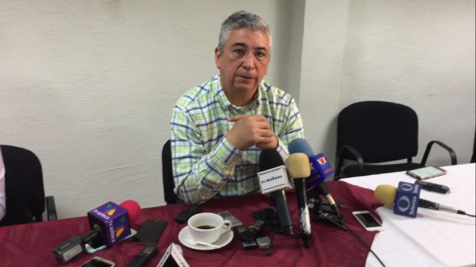 Neto Robinson como candidato del PAN es una burla para la militancia: Leonel Cantú