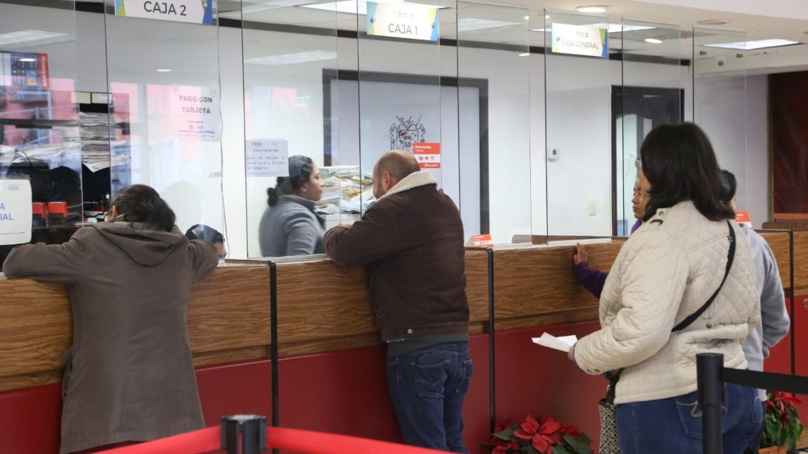 Premian a contribuyentes que pagaron Predial