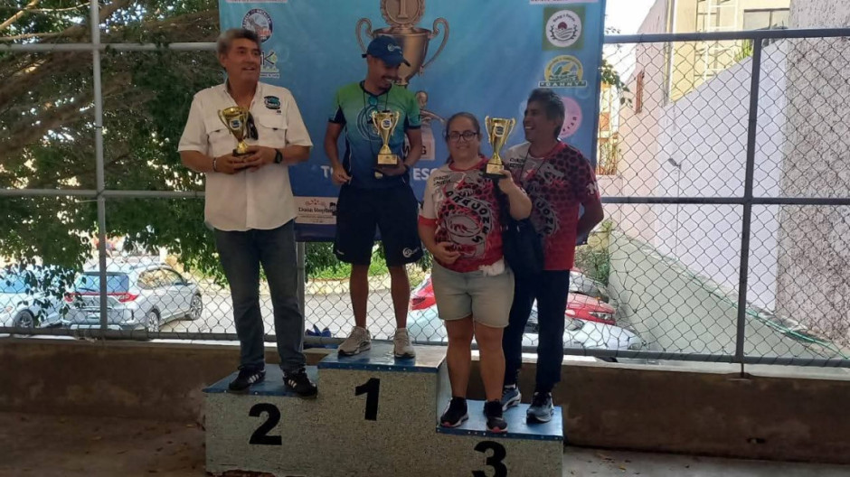 Logra equipo de Natación del IMD destacada participación Estatal
